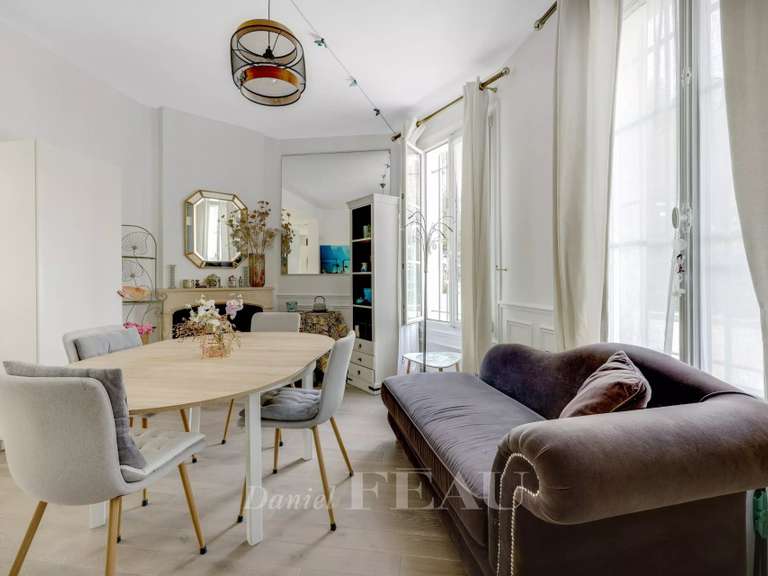 Maison Villennes-sur-Seine - 3 chambres - 216m²