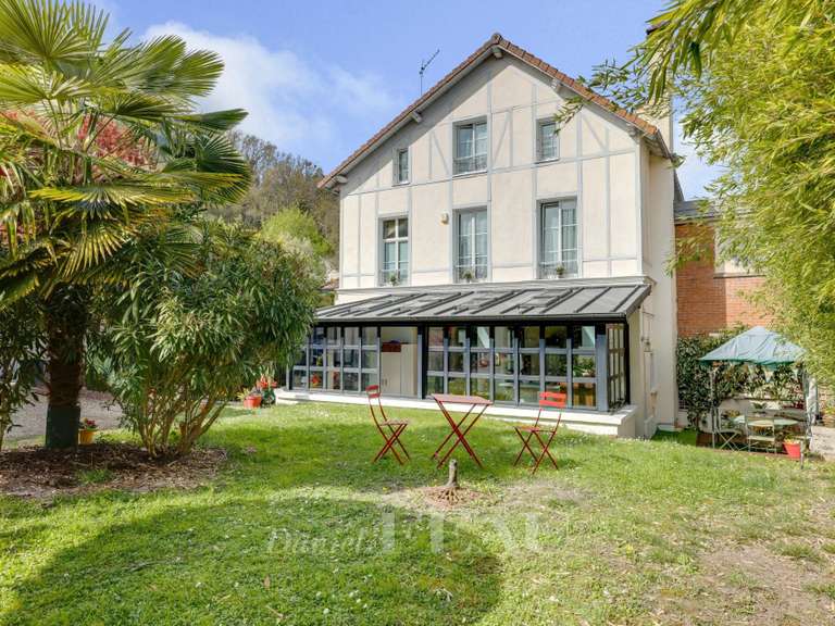 Maison Villennes-sur-Seine - 3 chambres - 216m²