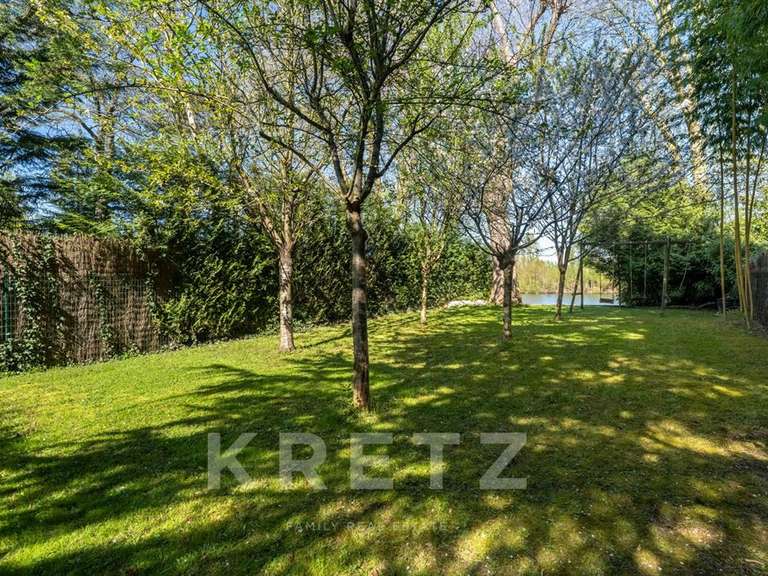 Maison Villennes-sur-Seine - 3 chambres - 208m²