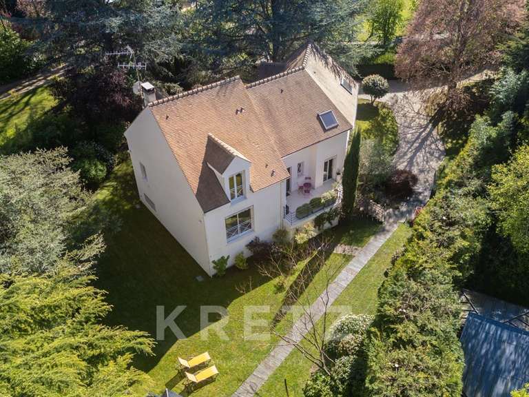 Maison Villennes-sur-Seine - 3 chambres - 208m²