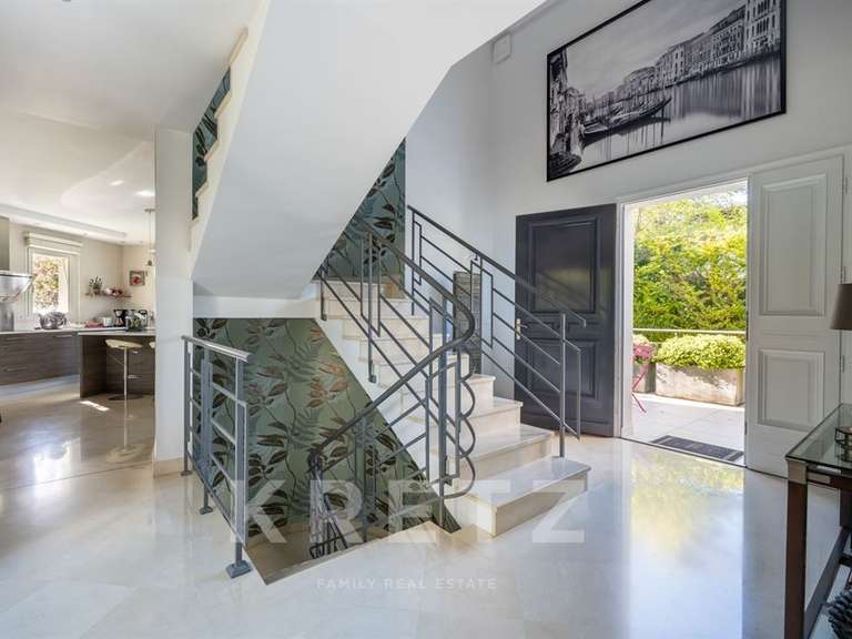 Maison Villennes-sur-Seine - 3 chambres - 208m²