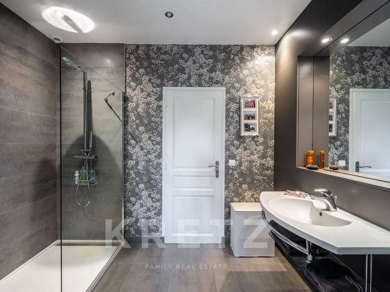 Maison Villennes-sur-Seine - 3 chambres - 208m²
