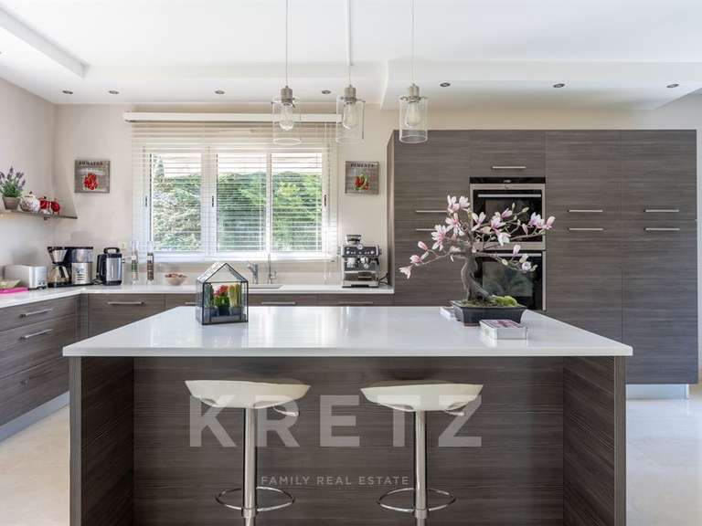 Maison Villennes-sur-Seine - 3 chambres - 208m²