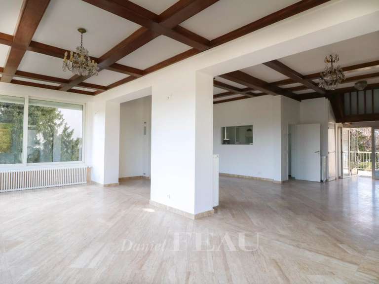 House Villennes-sur-Seine - 3 bedrooms - 209m²