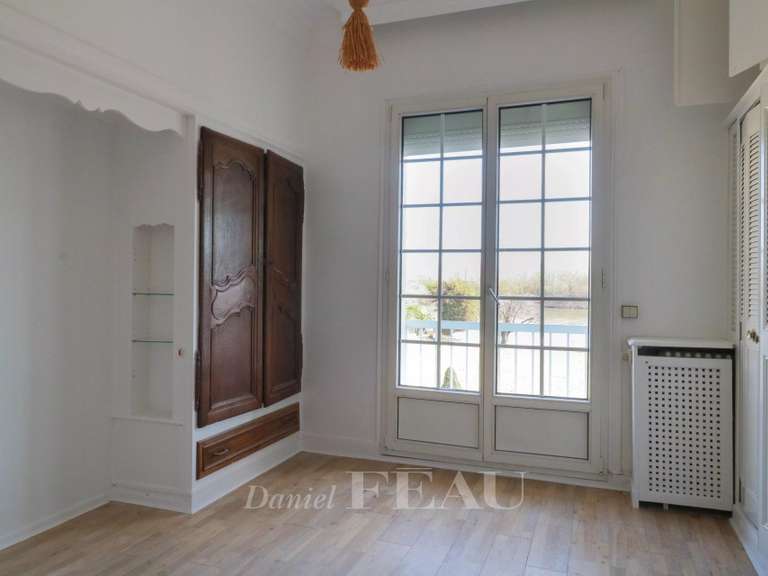 House Villennes-sur-Seine - 3 bedrooms - 209m²