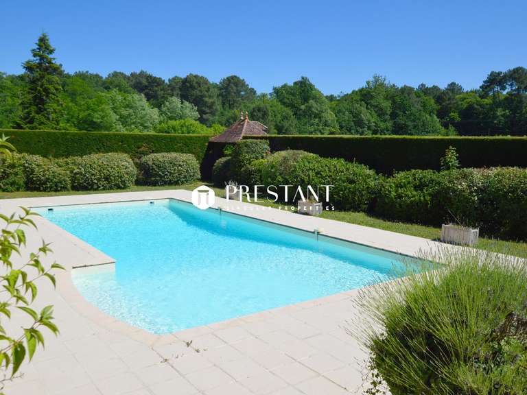 Maison Villeréal - 8 chambres - 900m²
