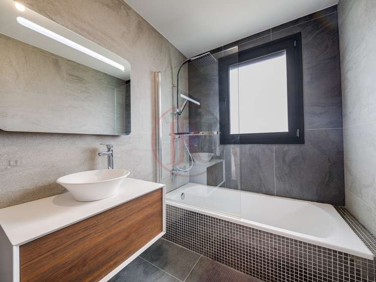Maison Villers-le-Lac - 3 chambres - 150m²