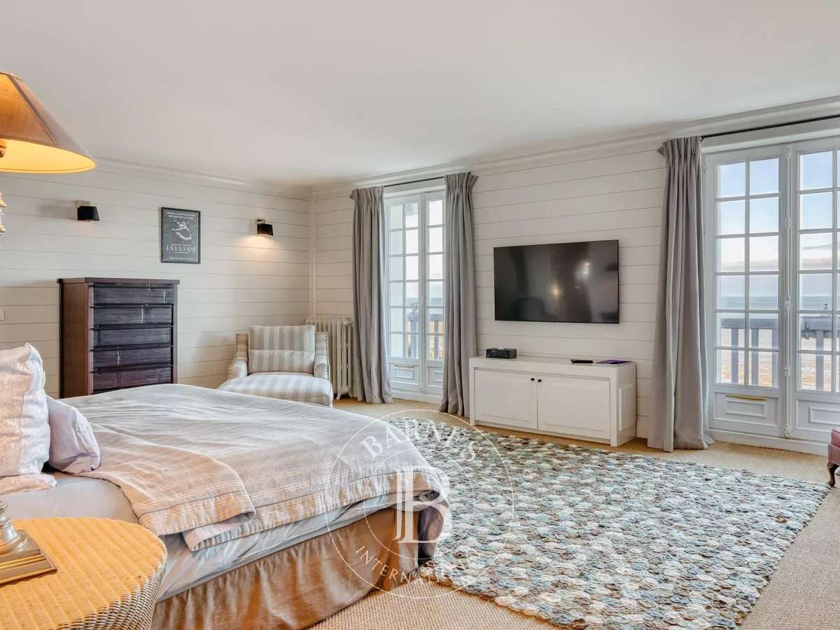 Property Villerville