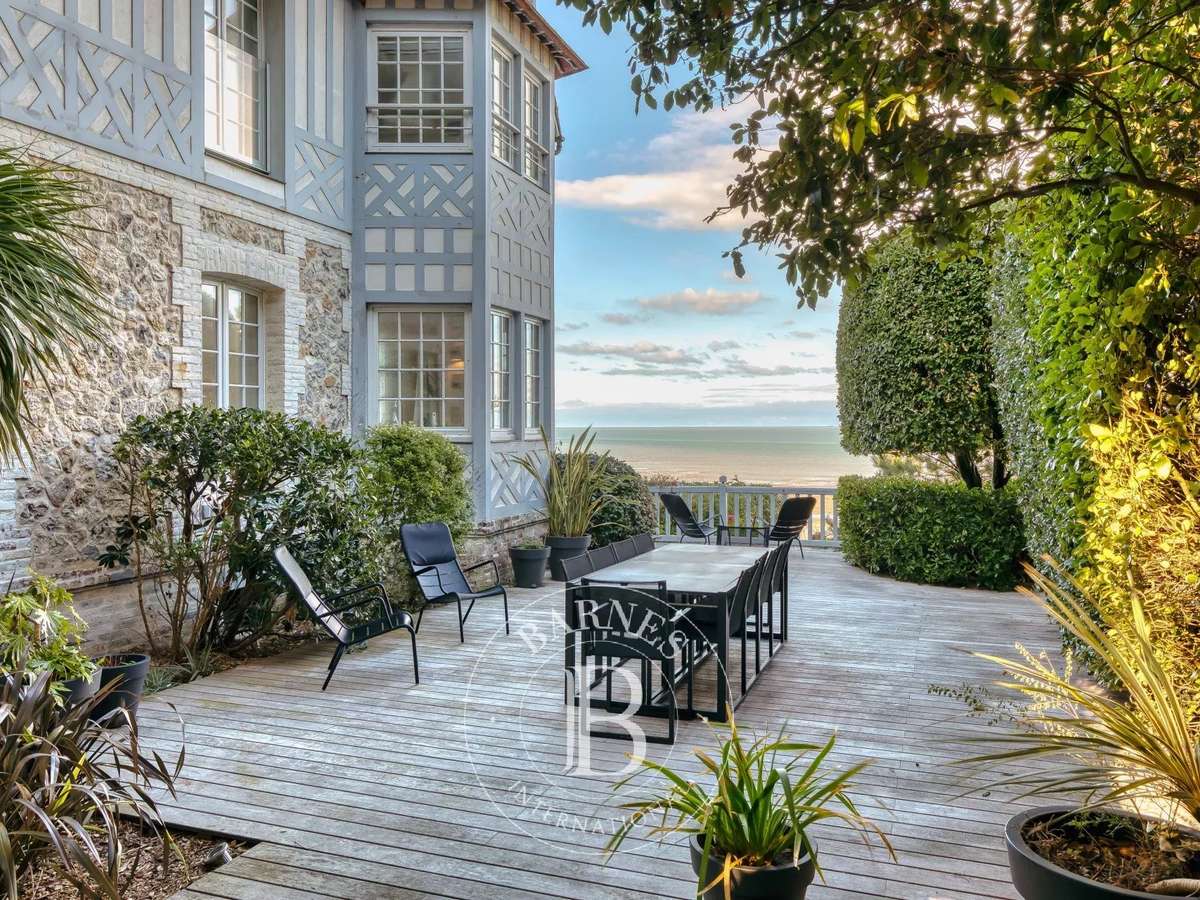 Property Villerville