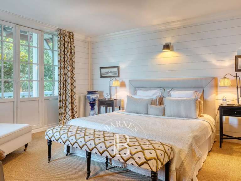 Property with Sea view Villerville - 7 bedrooms - 650m²