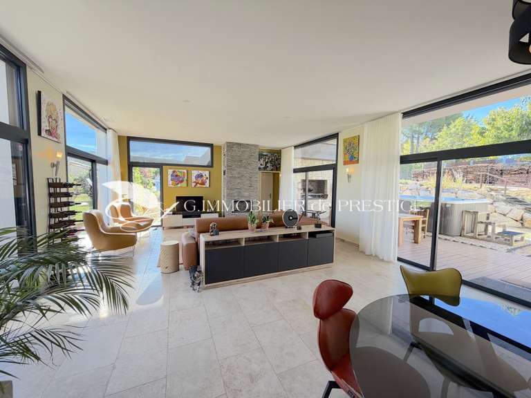 Appartement Villes-sur-Auzon - 2 chambres - 173m²