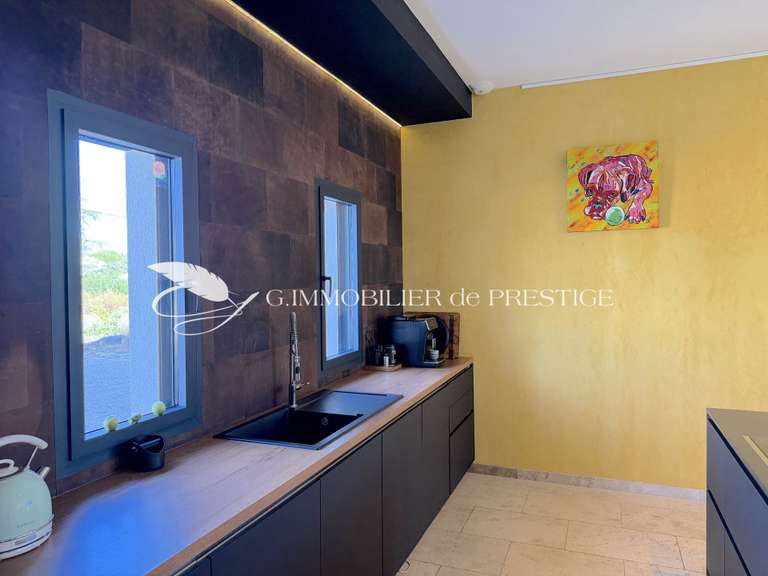 Appartement Villes-sur-Auzon - 2 chambres - 173m²