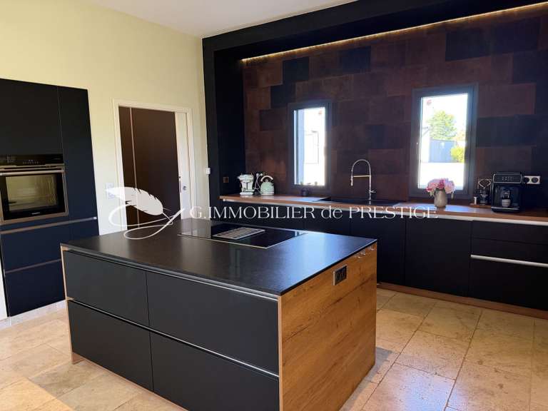 Appartement Villes-sur-Auzon - 2 chambres - 173m²