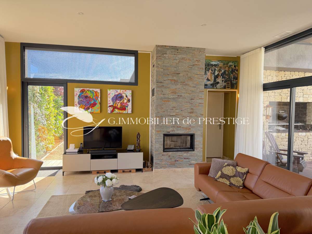Apartment Villes-sur-Auzon
