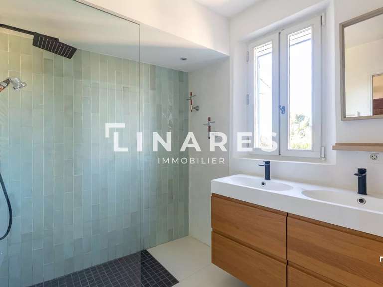 Maison Villes-sur-Auzon - 3 chambres - 132m²