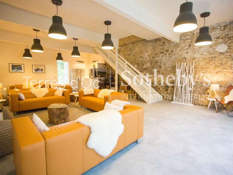Propriété Villesèque-des-Corbières - 14 chambres - 840m²