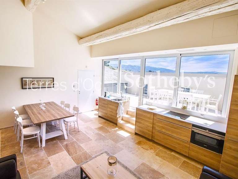 Propriété Villesèque-des-Corbières - 14 chambres - 840m²