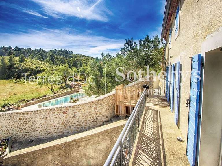 Propriété Villesèque-des-Corbières - 14 chambres - 840m²