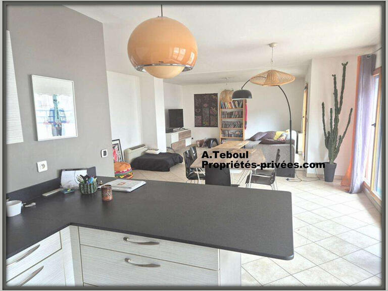 Apartment Villeurbanne - 4 bedrooms