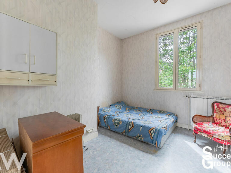 Villa Villeurbanne - 4 chambres - 181m²