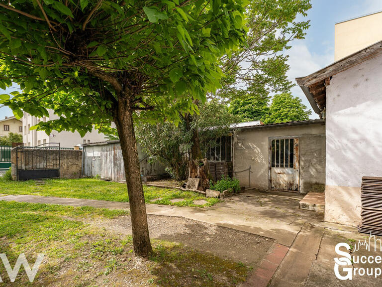 Villa Villeurbanne - 4 chambres - 181m²