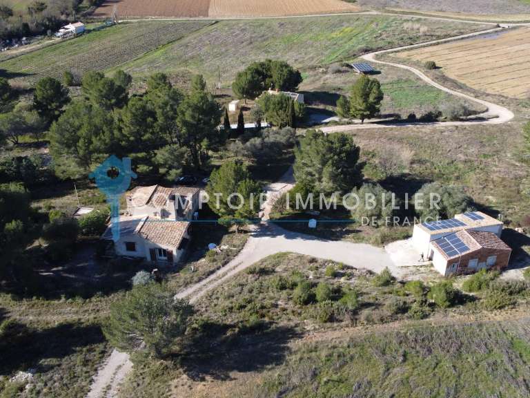 Maison Villeveyrac - 7 chambres - 311m²