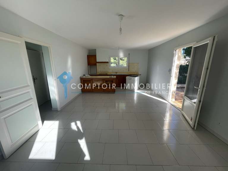 Maison Villeveyrac - 7 chambres - 311m²