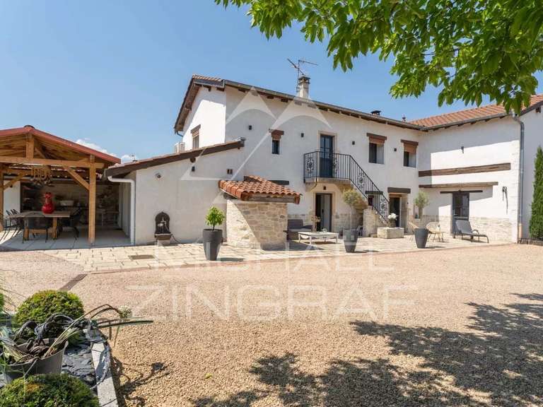 Propriété Villié-Morgon - 4 chambres - 230m²