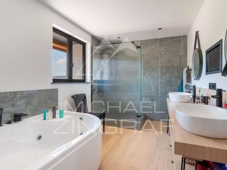 Propriété Villié-Morgon - 4 chambres - 230m²