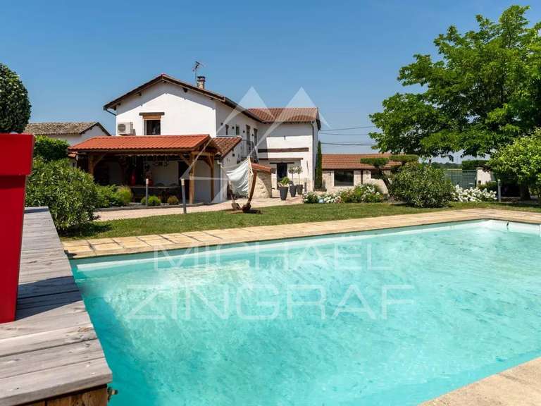 Propriété Villié-Morgon - 4 chambres - 230m²