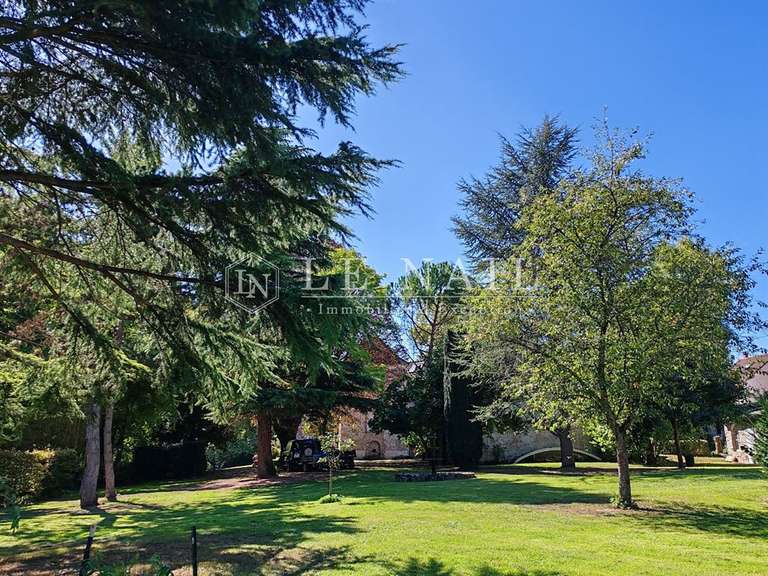 Propriété Villiers-sur-Orge - 10 chambres - 625m²