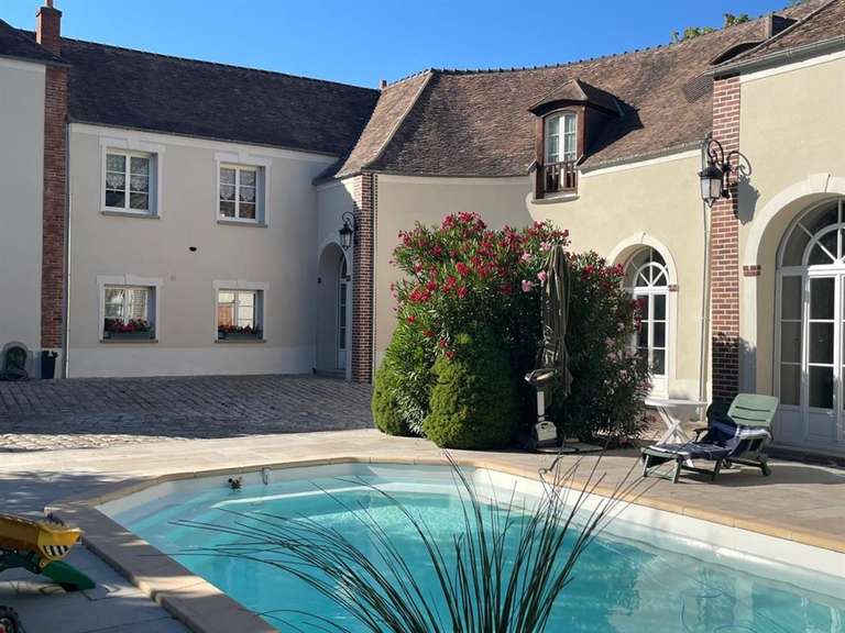 Propriété Villiers-sur-Orge - 10 chambres - 625m²
