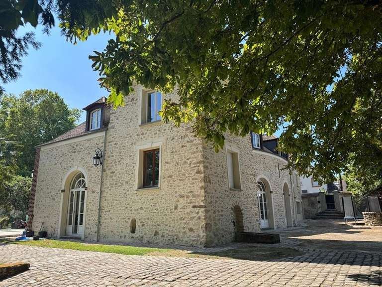 Propriété Villiers-sur-Orge - 10 chambres - 625m²