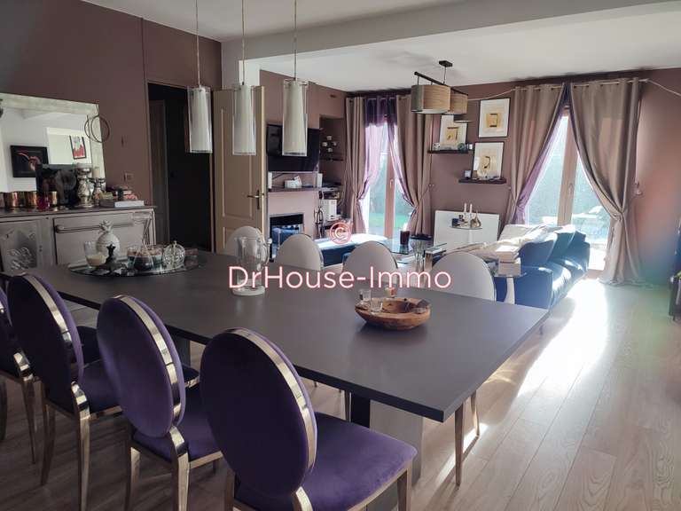 Villa Villons-les-Buissons - 4 bedrooms - 212m²