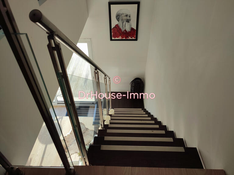 Villa Villons-les-Buissons - 4 chambres - 212m²