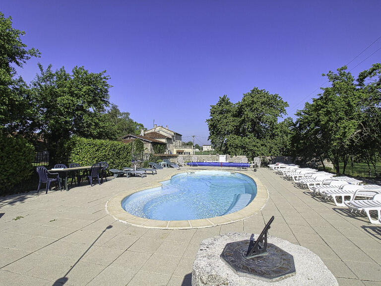 Maison Vinax - 15 chambres - 880m²