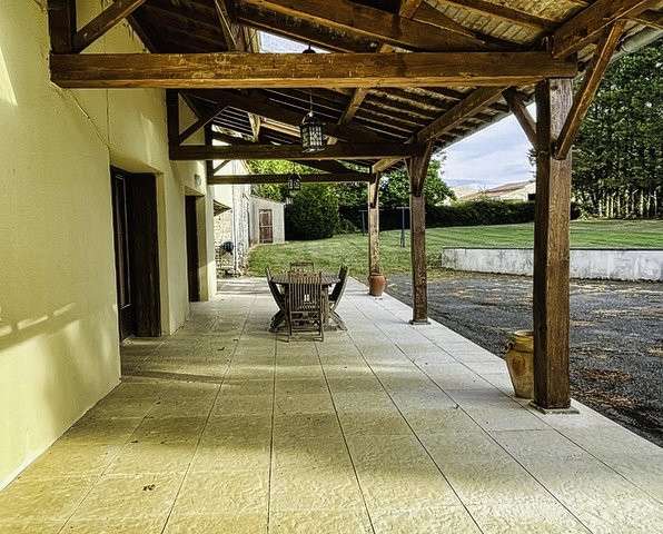 Maison Vinax - 15 chambres - 880m²