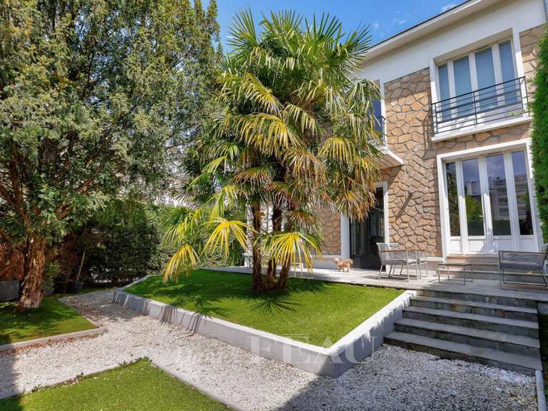 Maison Vincennes - 7 chambres - 400m²