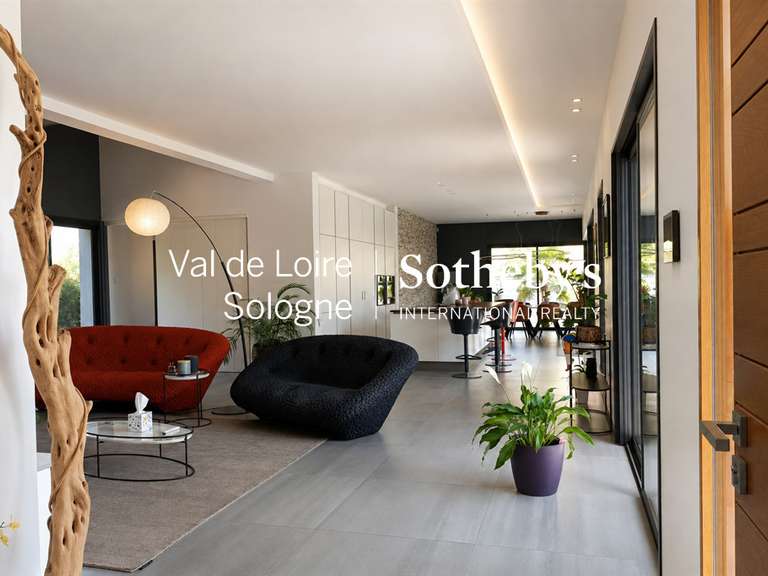 Maison Vineuil - 6 chambres - 259m²