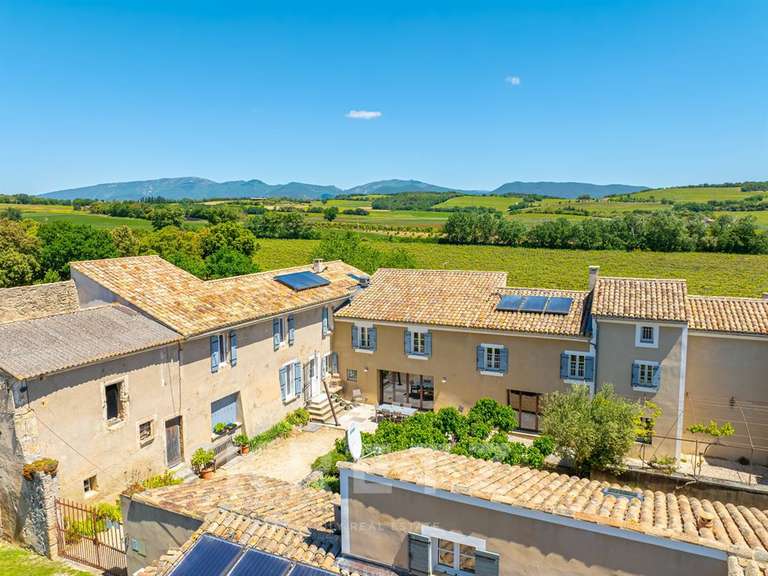 Domaine viticole Vinsobres - 10 chambres - 575m²