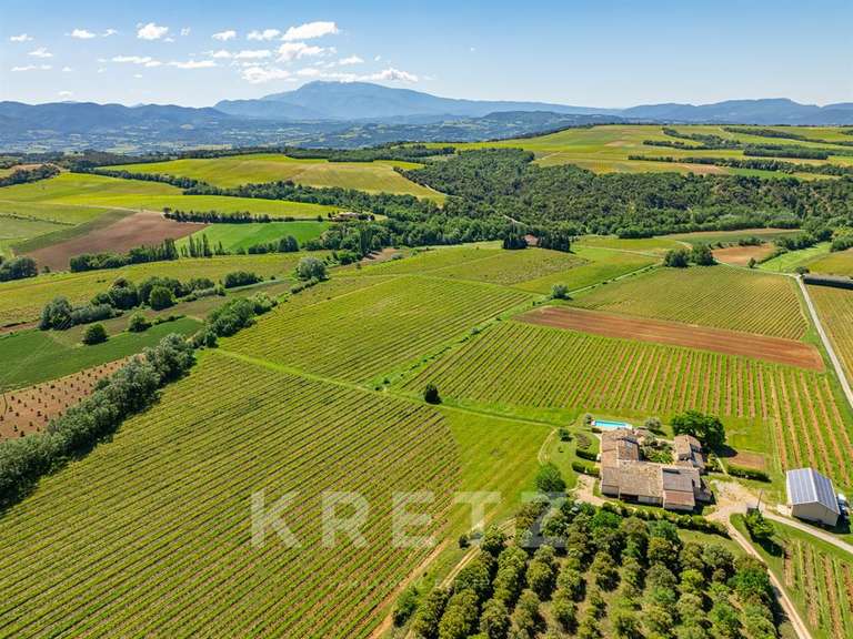 Domaine viticole Vinsobres - 10 chambres - 575m²