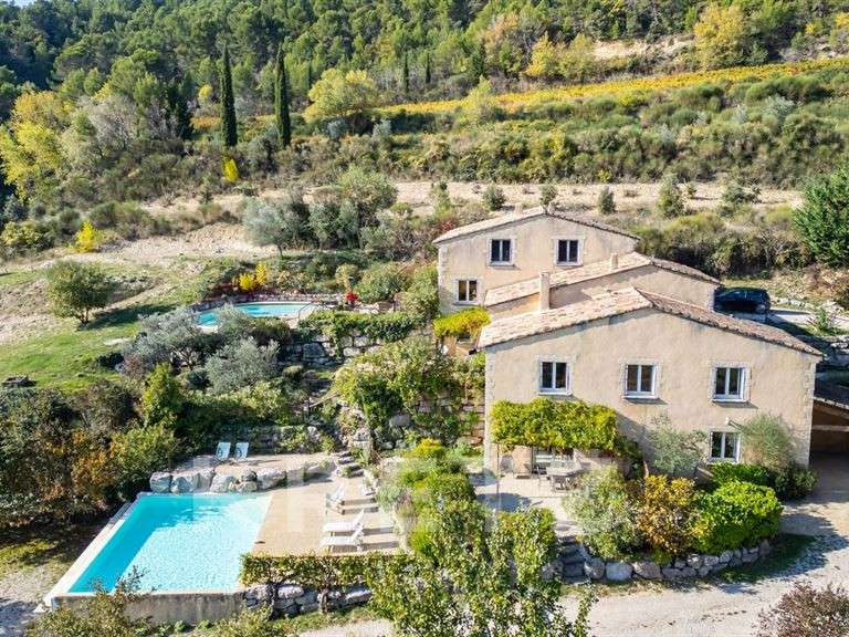 Maison Vinsobres - 11 chambres - 380m²