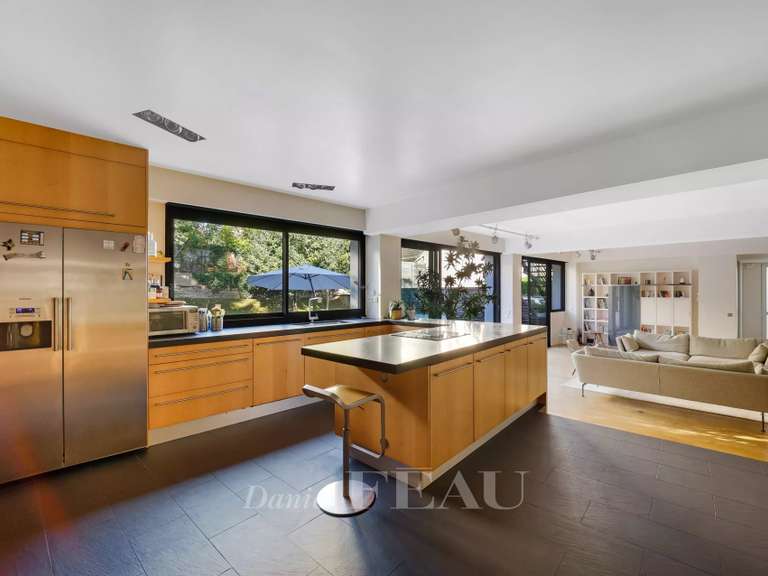 Appartement Viroflay - 3 chambres - 193m²