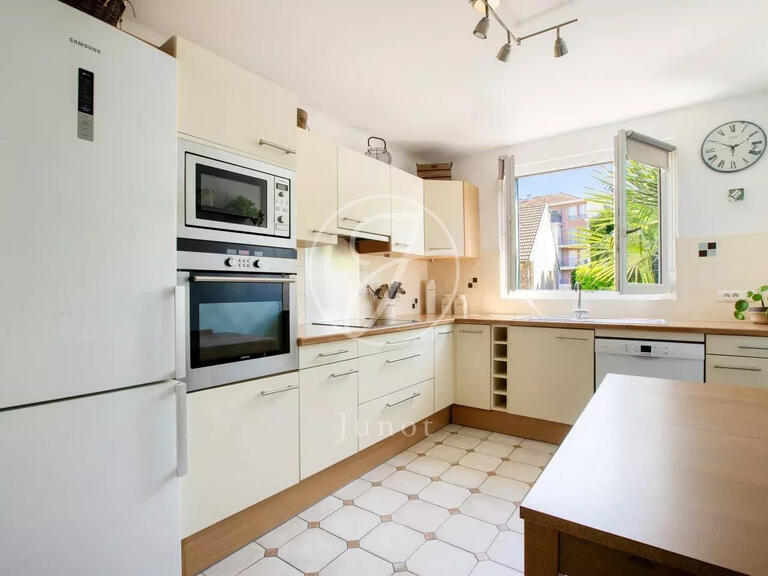 Maison Viroflay - 4 chambres - 195m²