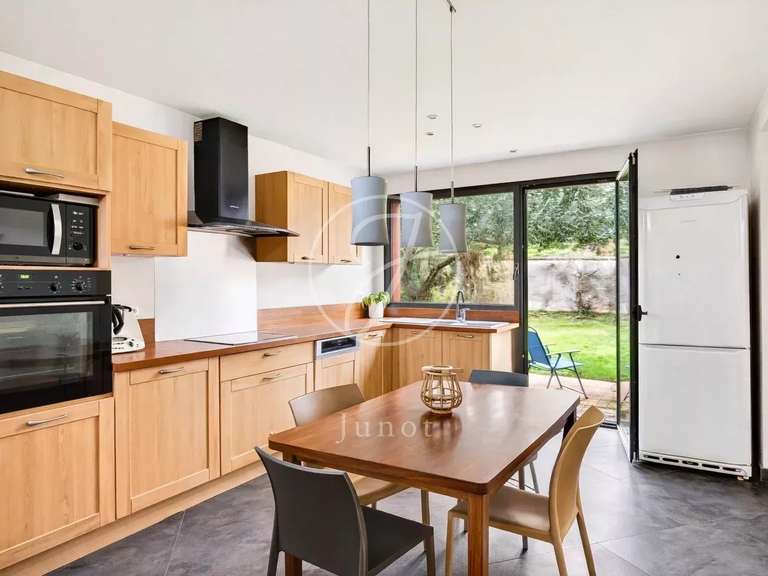 Maison Viroflay - 6 chambres - 207m²