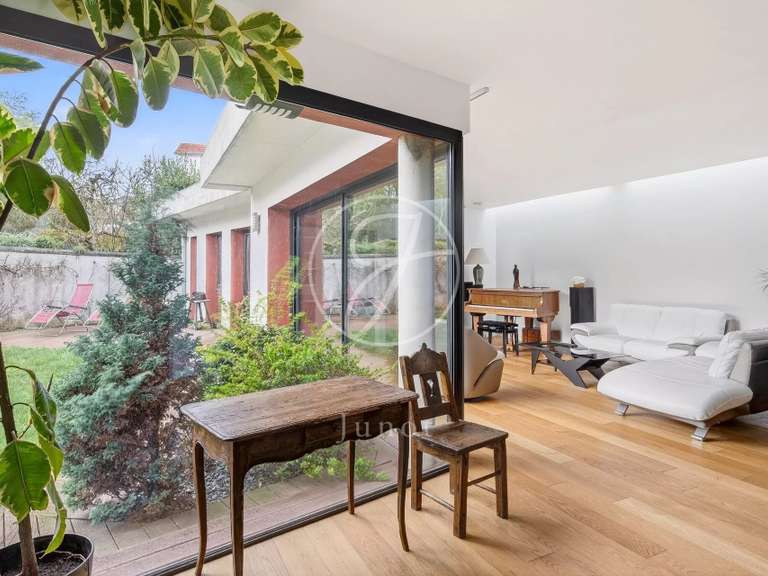 Maison Viroflay - 6 chambres - 207m²