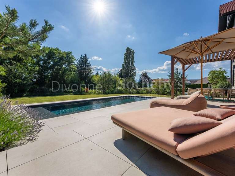 Maison Viry - 5 chambres - 253m²