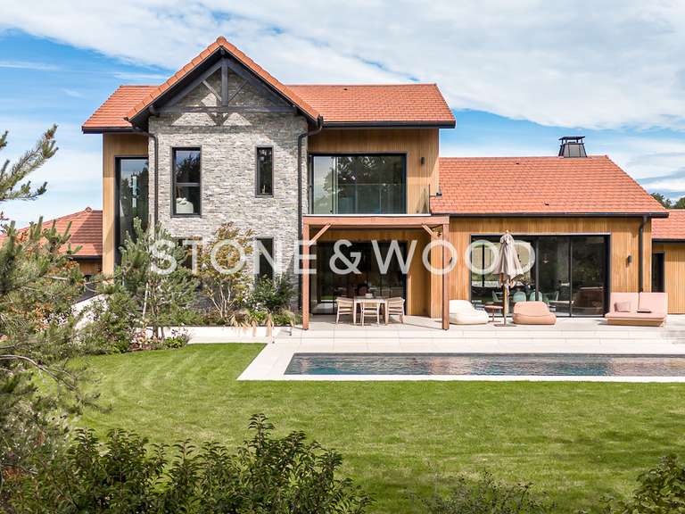 Maison Viry - 5 chambres - 253m²