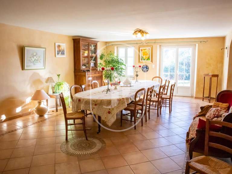 Maison Visan - 9 chambres - 360m²