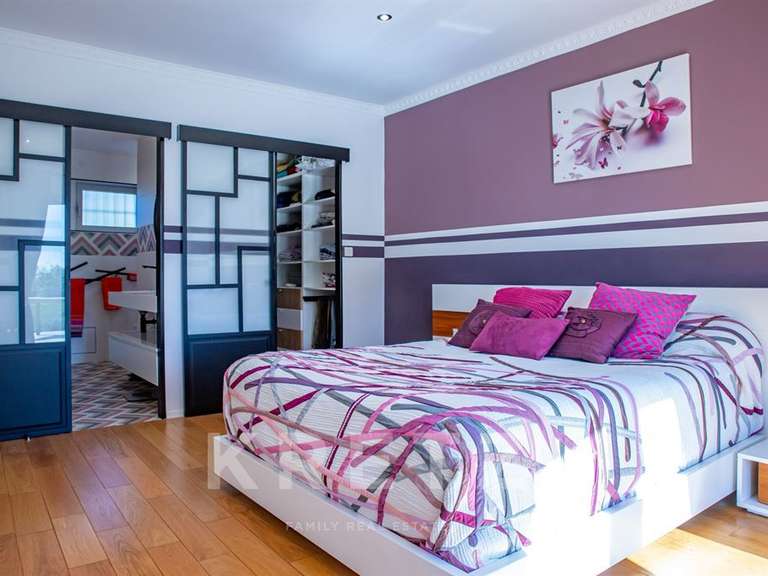 Maison Visan - 5 chambres - 297m²